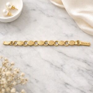 Vintage Sarah Coventry Gold Tone Link Bracelet 7” Signed Floral Textured Links